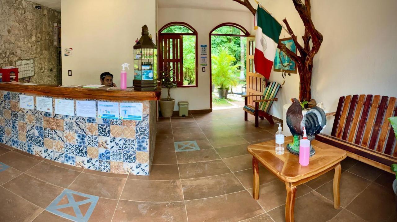 Yaxche Centro Hostal Y Camping Bacalar Ngoại thất bức ảnh