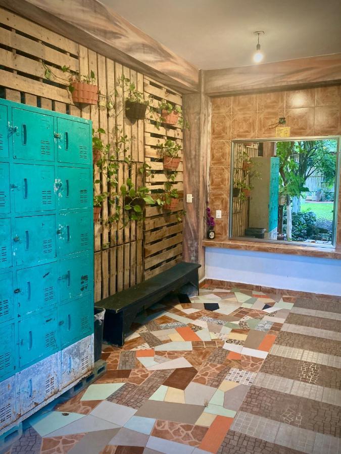 Yaxche Centro Hostal Y Camping Bacalar Ngoại thất bức ảnh