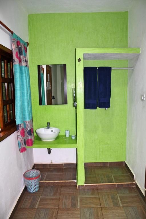 Yaxche Centro Hostal Y Camping Bacalar Ngoại thất bức ảnh