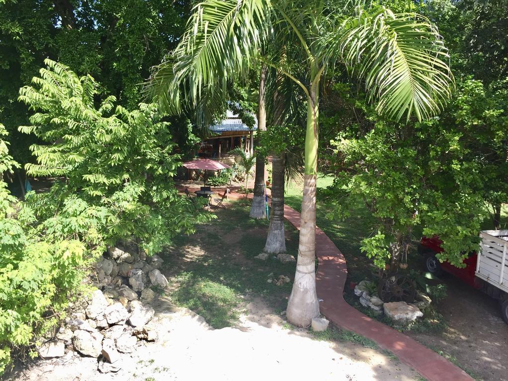 Yaxche Centro Hostal Y Camping Bacalar Ngoại thất bức ảnh