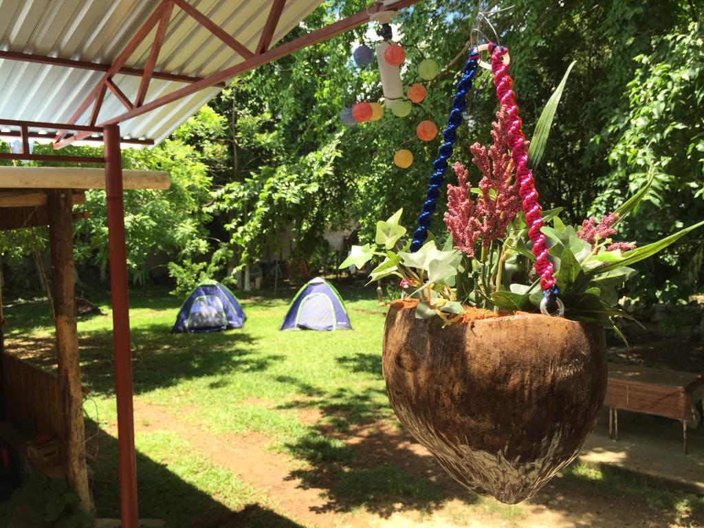 Yaxche Centro Hostal Y Camping Bacalar Ngoại thất bức ảnh